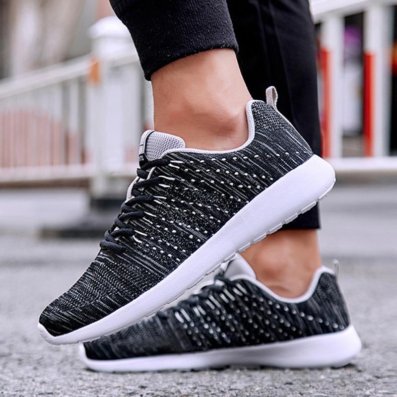 Knitted Fabric Lace Up Breathable Men's Sneakers