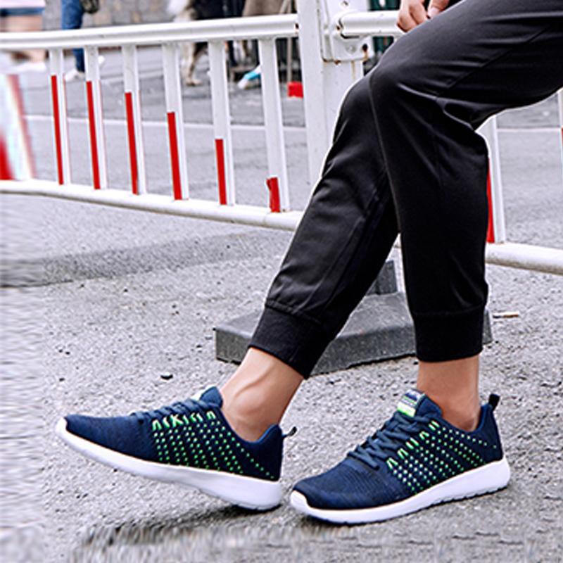 Knitted Fabric Lace Up Breathable Men's Sneakers